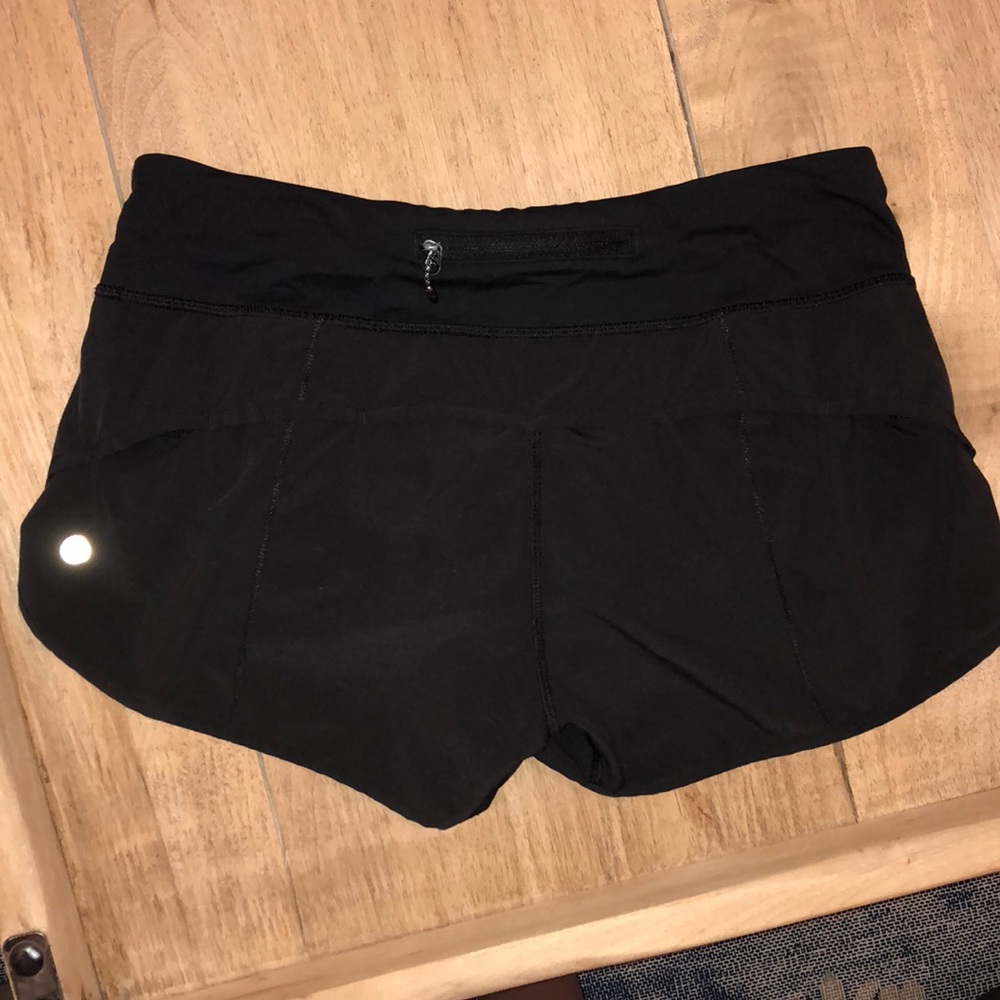 LULULEMON Black Shorts